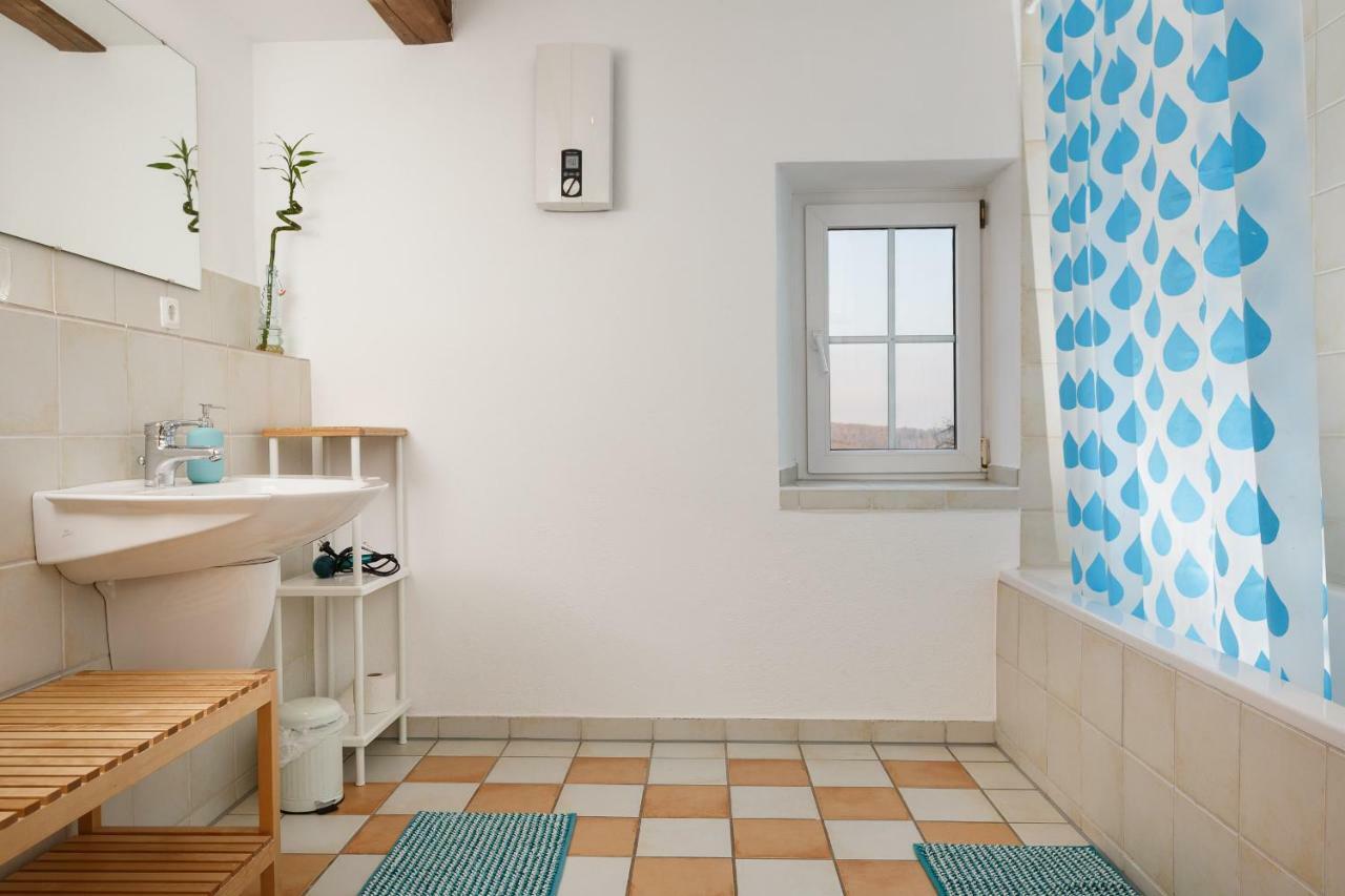 Auszeit-Eifel Eifelhaus "Burgass 1807" Sauna & Badezuber Willwerscheid Eksteriør bilde